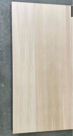 Rift sawn plywood.