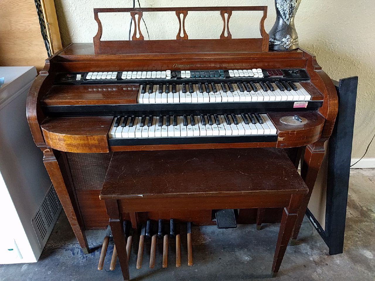 Baldwin Orgasonic organ