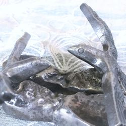 2 Bird Metal Sculptures Pewter (?) Hand Crafted Seagull Eagle Crow Raven (?)