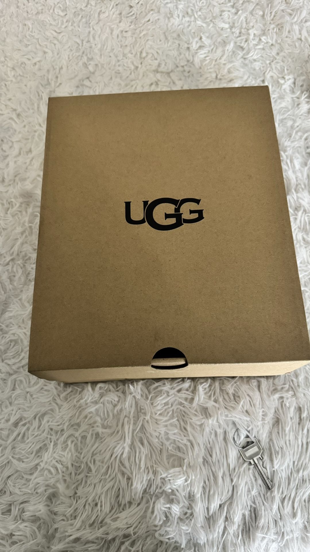 Ugg
