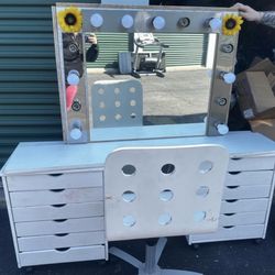DIY Vanity 