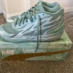 Melo Basketball Shoes