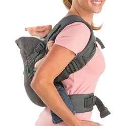 NWT Infantino Flip Advanced 4-in-1 Carrier Ergonomic, face-in Holds 8-32lbs Grey