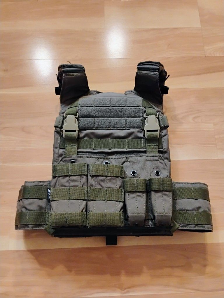 HRT HRAC S/M Ranger Green With HRT Response Placard