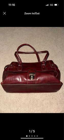 Red leather Liz Claiborne purse