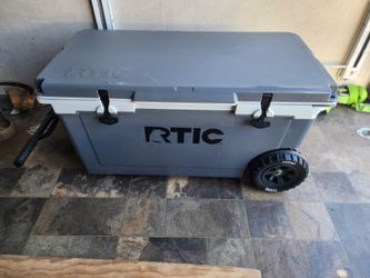 RTIC Hard Cooler with Wheels