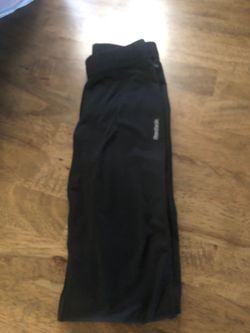 Kids Reebok warm leggings good for sports size medium