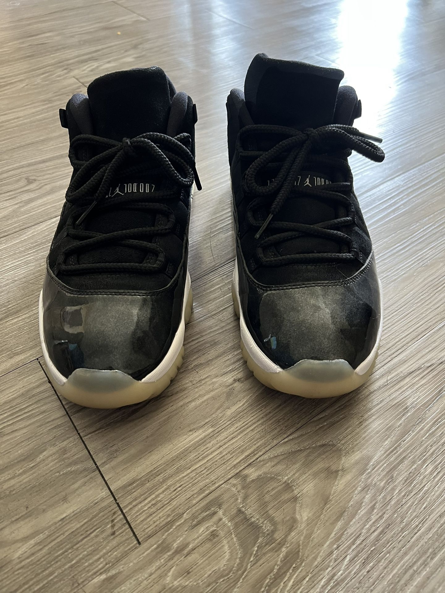 Jordan 11 Low Baron
