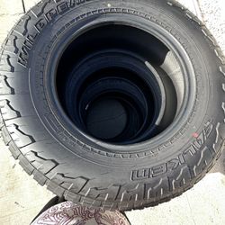 285/65R18 Falken Wildpeak AT3w