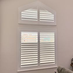 Interior Wood Shutters- Custom, Plantation, Professional Installation, Licensed Company, Window Treatments & Coverings, Persianas De Madera, Espanol