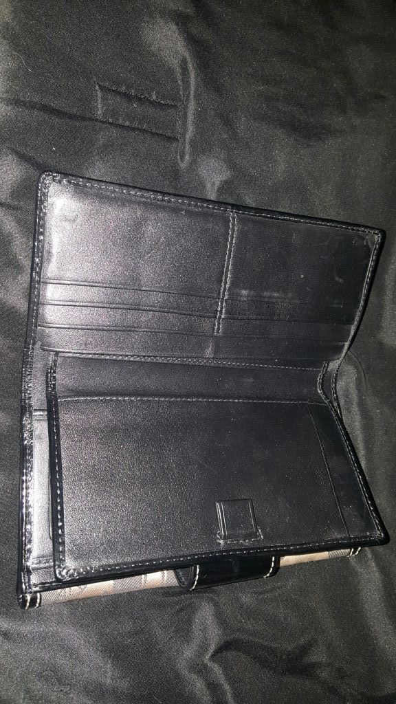 Coach wallet black and tan