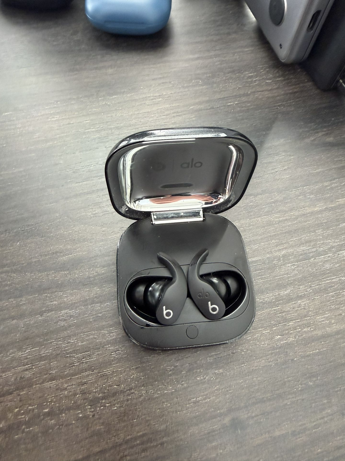 Beats Fit Pro Alo