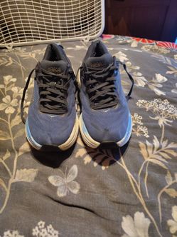 Hoka Bondi 8