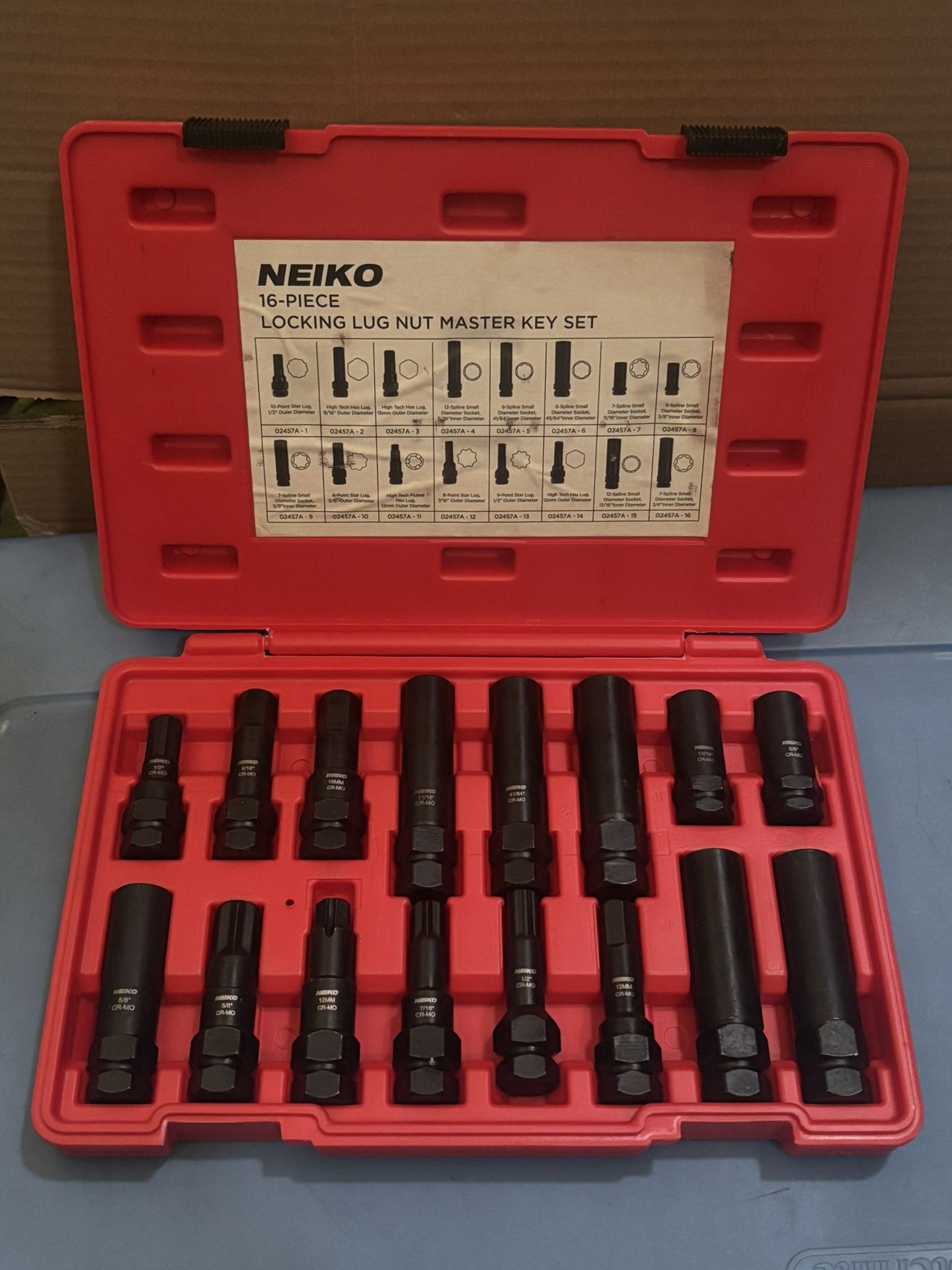NEIKO Tools SAE and Metric Wheel Lock Removal and Lug Nut Key Set 16 Piece