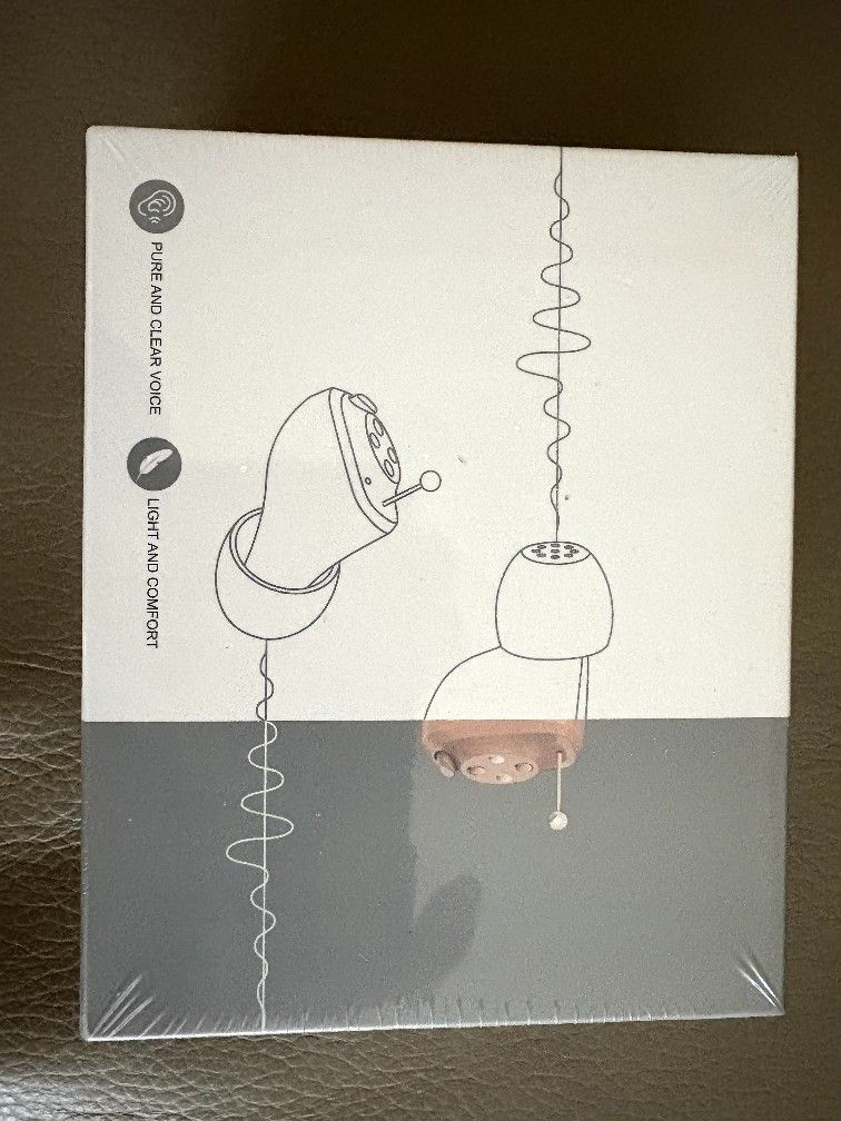 New Factory Sealed Hearing Aid With Charging Case