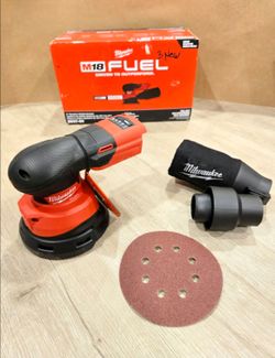 Milwaukee 18V FUEL 5in Random Orbital Sander
