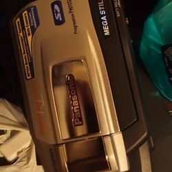 Panasonic Camcorder With Battery And Charger