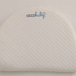 OCCObaby Universal Feeding Wedge | Waterproof Layer & Handcrafted Cotton Removable Cover

