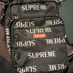 Supreme Bag Shoulder Repeat 