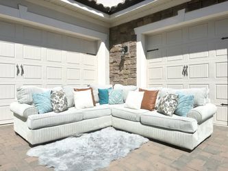 Gorgeous GrayCozy Sectional  Couch