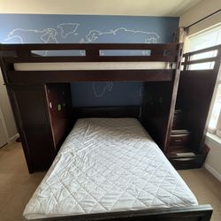 BUNK BED WITH LOTS OF STORAGE/ GREAT CONDITION