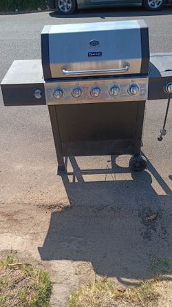 Dyna-Glo Stainless Steel Gas Grill