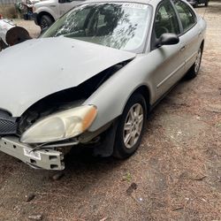 Parting Out 06 Taurus 3.0 Engine 125.000 Milles 