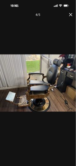 Barber chair