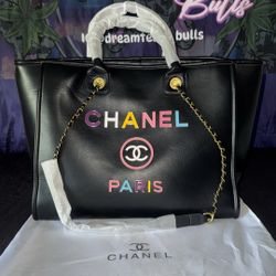 Totes & Purses