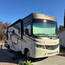 PRICE REDUCED 2016 Forest River Georgetown