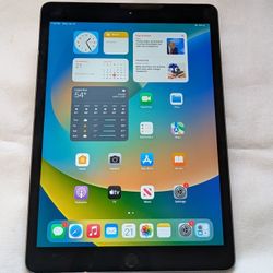 VERY Nice APPLE iPad 8 10.2 inch 32GB WIFI PLUS 4G CELLULAR UNLOCKED iOS26 