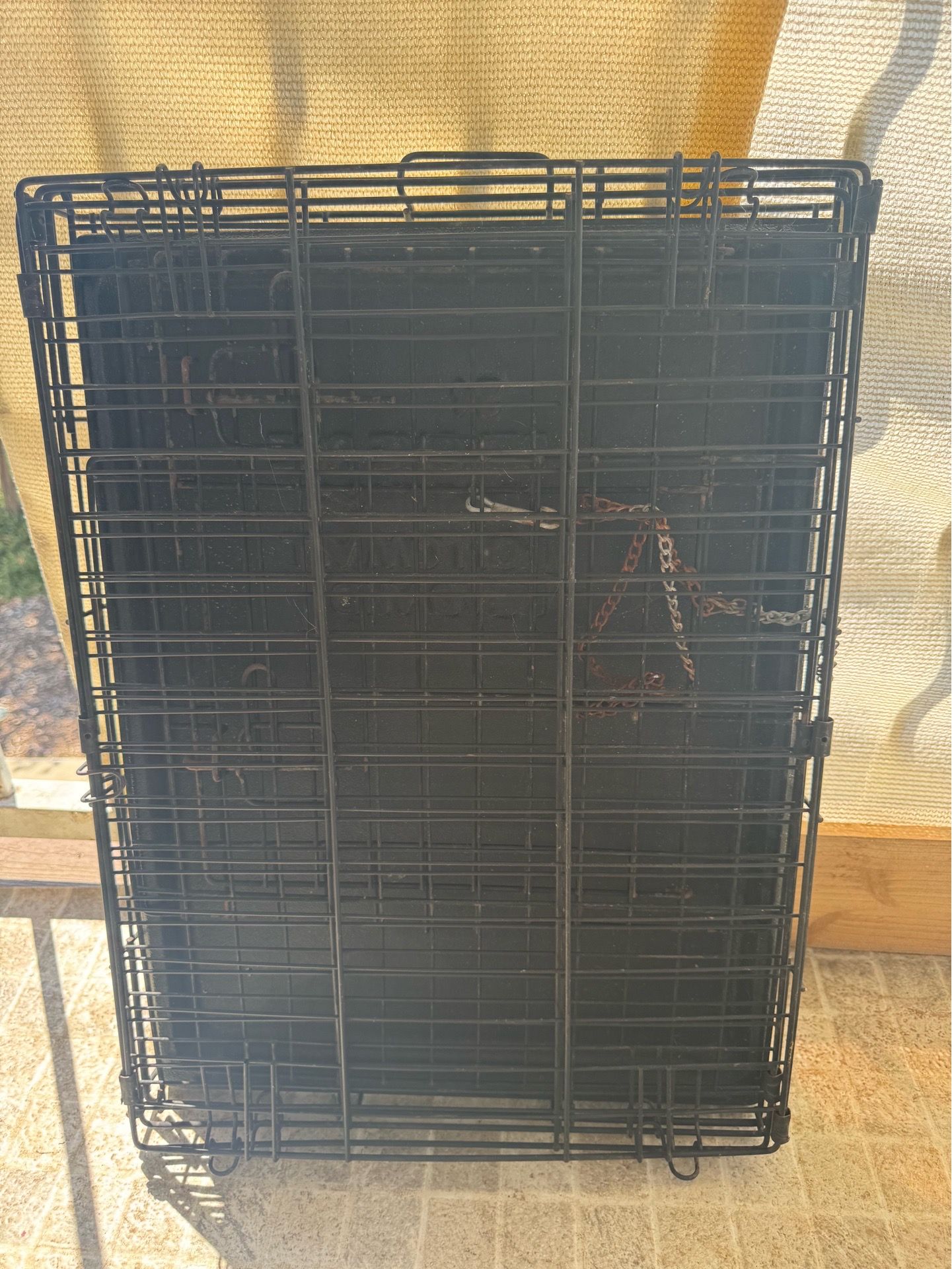 Dog crate 24 inch