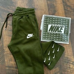 Stacked Nike Joggers/Sweatpants  (Brand New) 