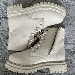 Women Boot Beige , Size 7 /37 EUR 