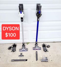 60 Day Battery WARRANTY Dyson Stick Uprigh Vacuum With Attachments