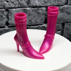 Bratz Flashback Fever Jade style boots Custom creamy pink metallic
