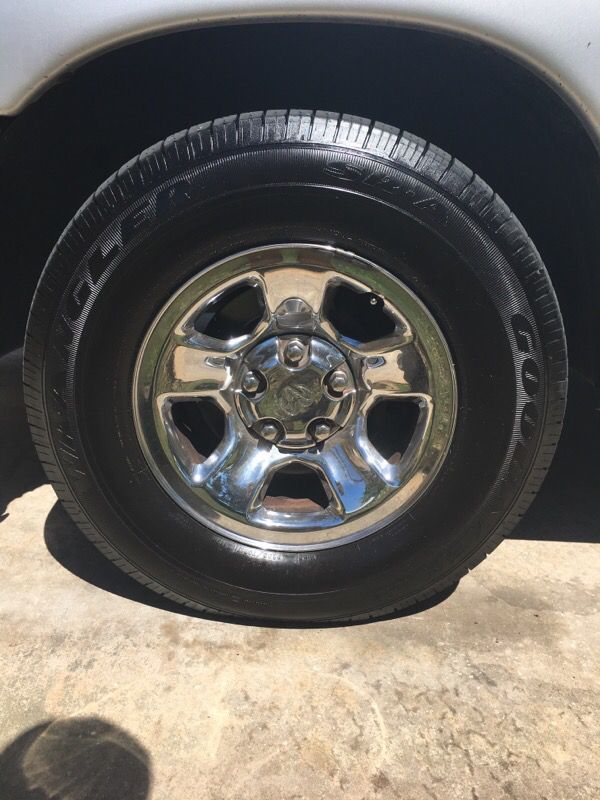New truck and SUV tires