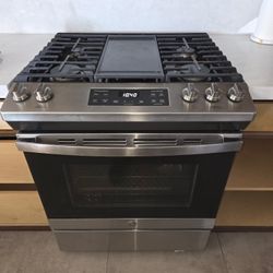 GE 30" Gas Stove