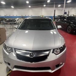 2013 Acuara Tsx.  49,000 Miles. Salvage Title 