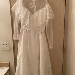 Vintage Wedding Dress & Veil Thumbnail