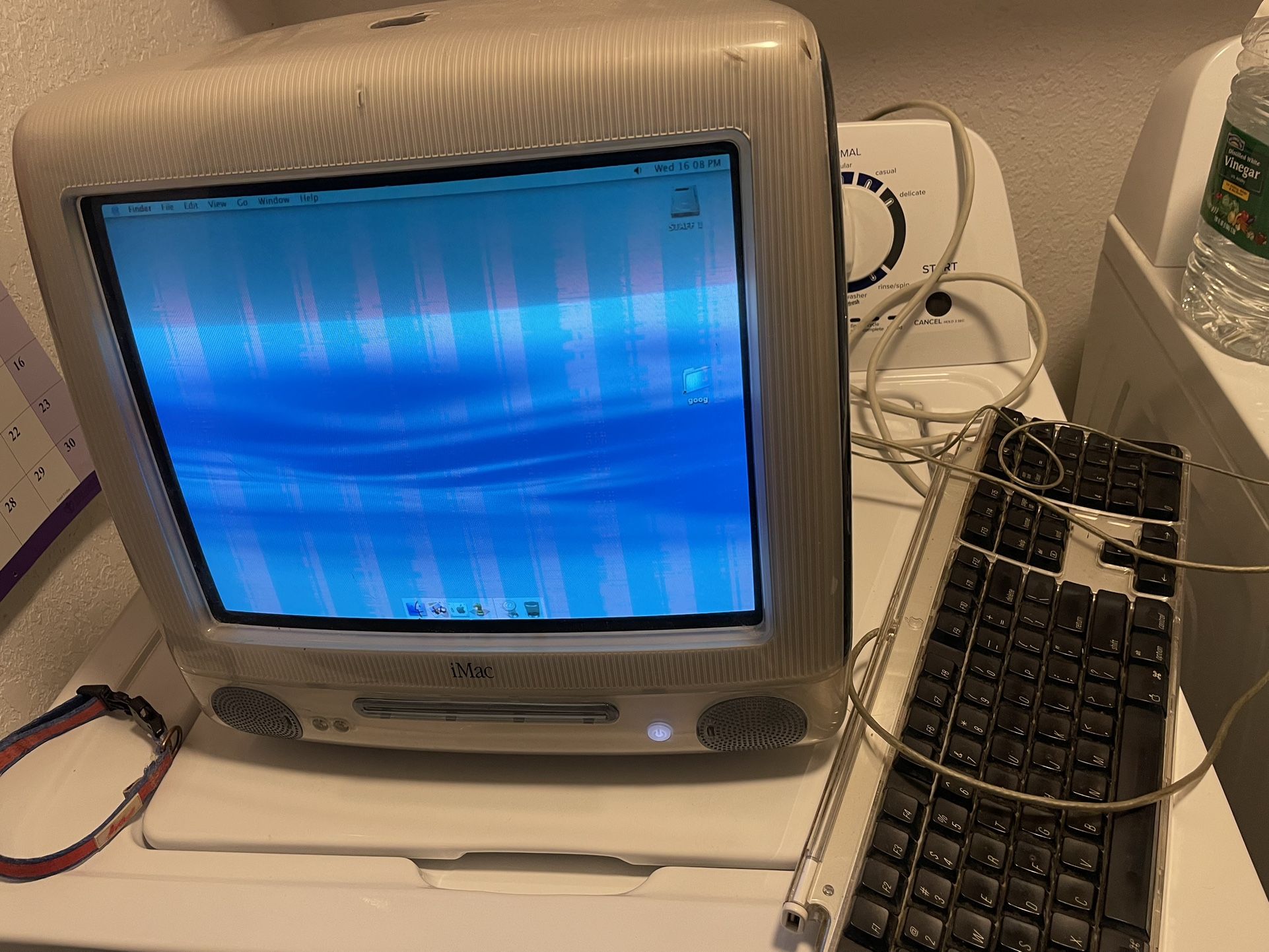 Apple iMac Indigo Blue All-In-One Desktop  M5521 