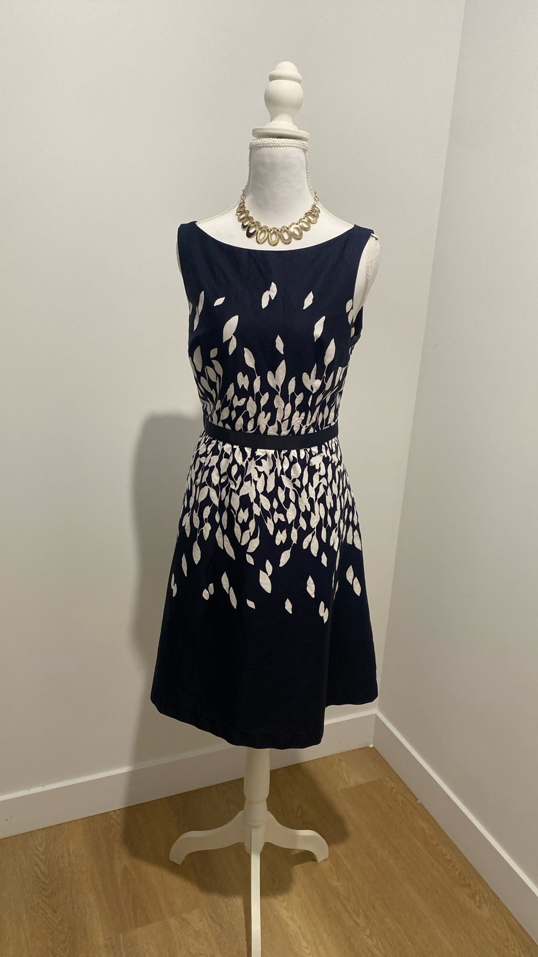 Women’s Dress 👗 Loft Brand