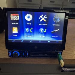 Indash 7" Flip Out Stereo 