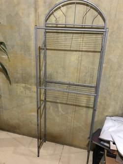 Bathroom caddy bottom rusted