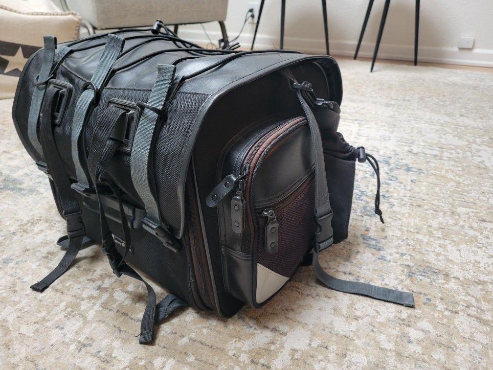 TANAX Moto Fizz Touring bag field seat bag 39-59L Black MFK-101