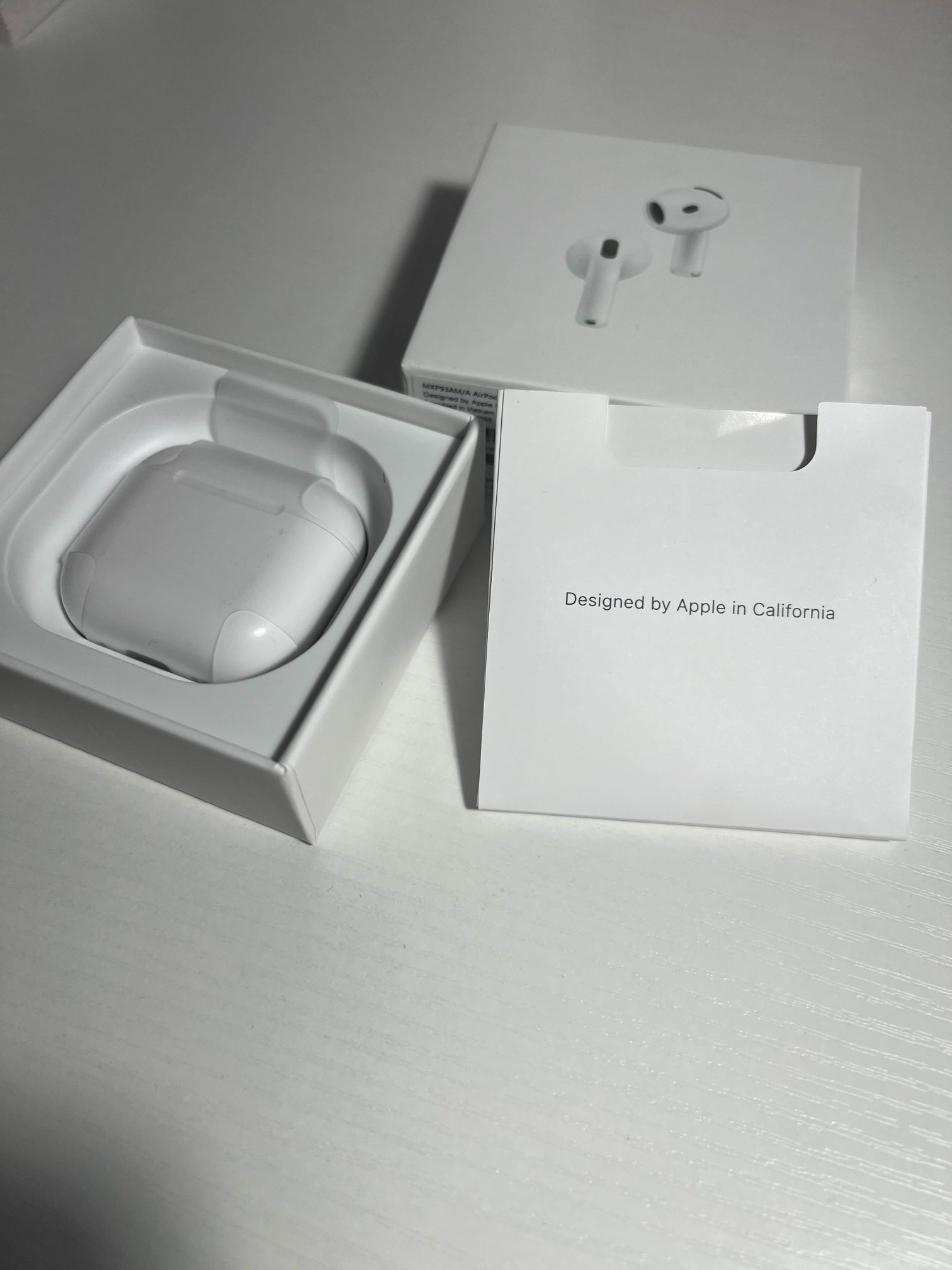 Airpod 4