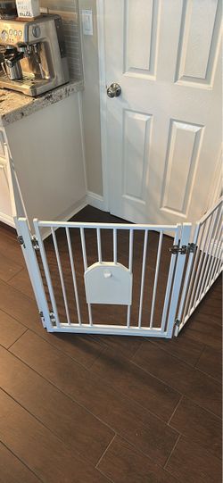 No Pawblems White Gate