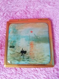 Compact mirror
