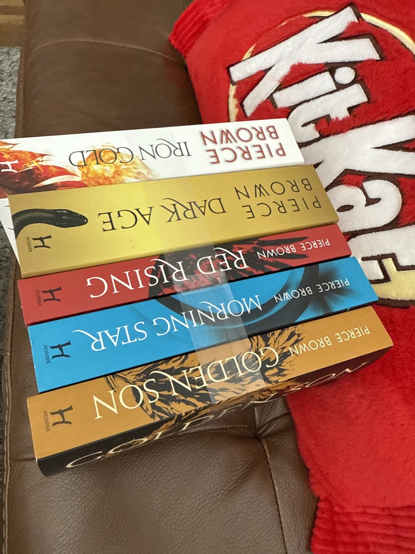 Red Rising Pierce Brown 5 Book Set Brand New