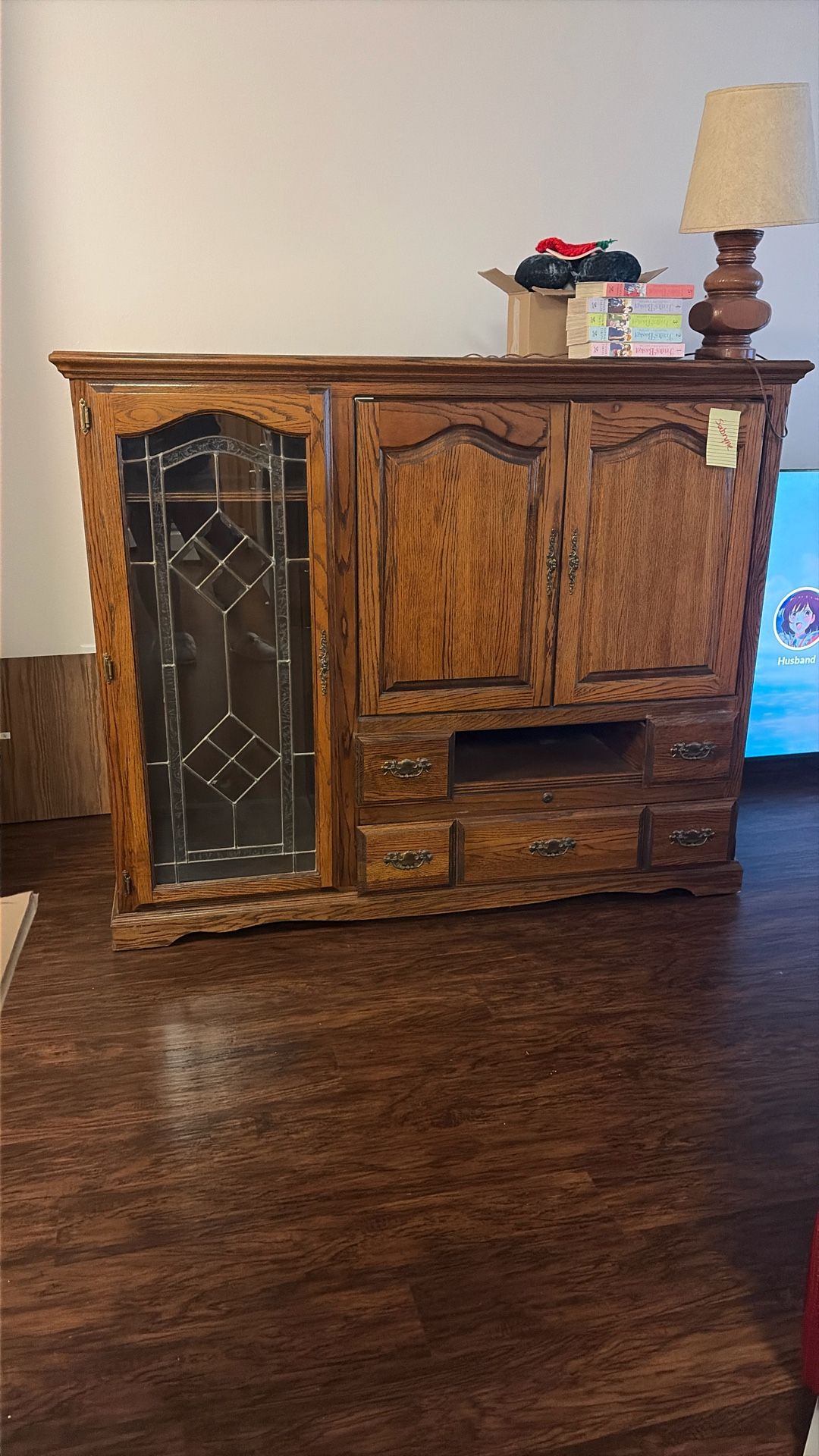 Entertainment center